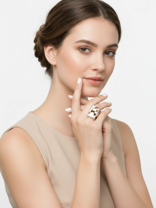 İri Dikdörtgen Sedef Gümüş Kadın Yüzük