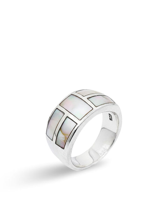 Bombeli Sedefli Kadın Gümüş Yüzük