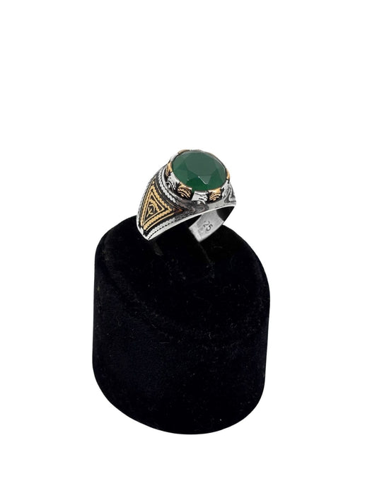 Yuvarlak Kesme Zümrüt Taşlı Erkek Yüzük