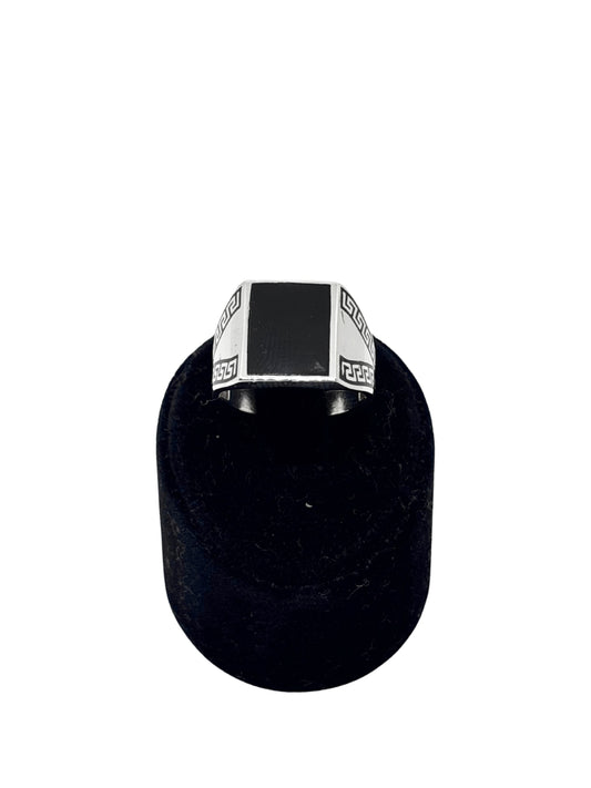 Dikey Greg Desenli Kenar Siyah Mineli Gümüş Erkek Yüzük