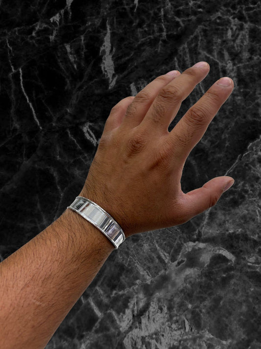 Düz Parlak Ayarlanabilir Kalın Gümüş Bilezik-Model2