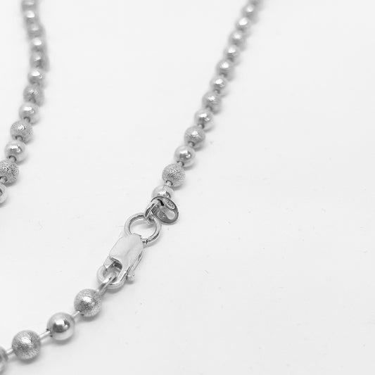 Kum İşlemeli Top-top Gümüş Zincir 45.5CM