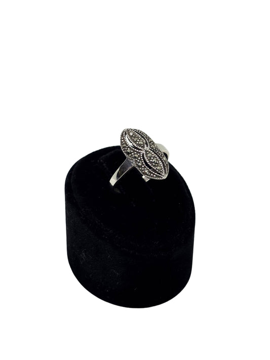 Şık Markazit Taşlı Tasarım Gümüş Vintage Kadın Yüzük