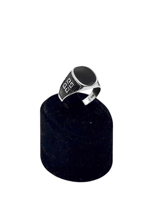 Meander Motif Oval Siyah Mineli Gümüş Erkek Yüzük