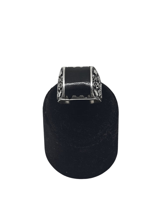 Rumi Motif Kare Siyah Mineli Gümüş Erkek Yüzük