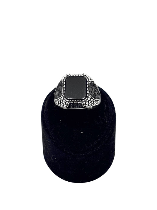 Yanları Siyah Işıltılı Kare Oniks Taşlı Gümüş Erkek Yüzük