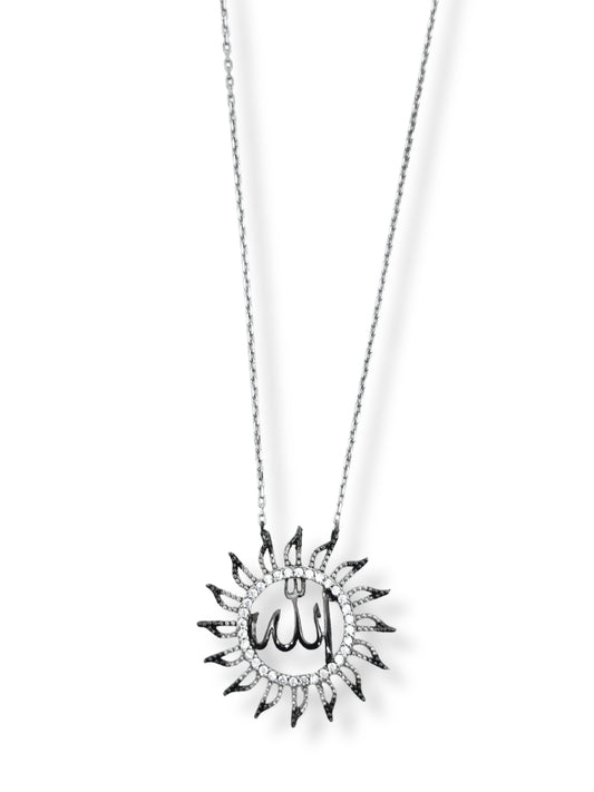 Beyaz Işıltılı Güneş İçinde Allah Yazılı Hayalet Gümüş Kadın Kolye