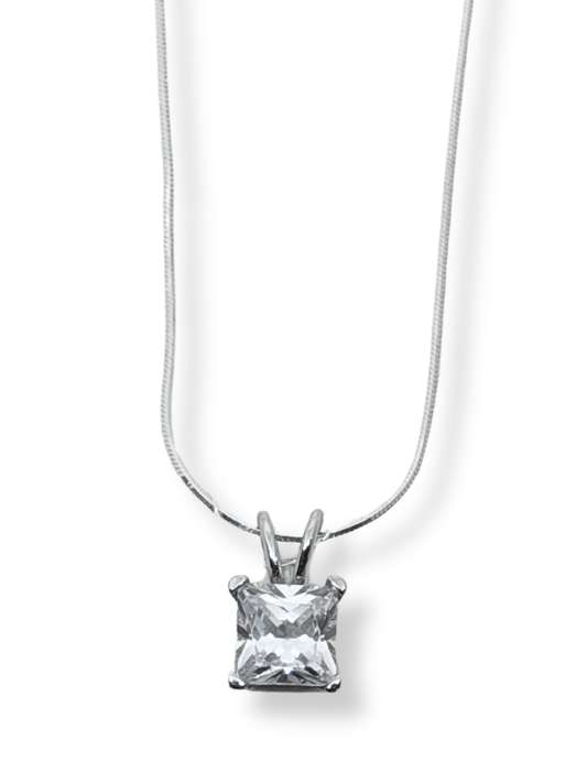 Mini Kare/Yuvarlak Tırnaklı Beyaz Zirkon Işıltılı Tektaş Gümüş Kadın Kolye-OS4028