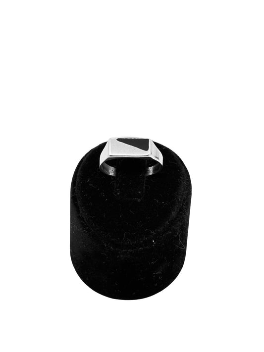 İnce Dikdörtgen Siyah Mineli Gümüş Erkek Yüzük