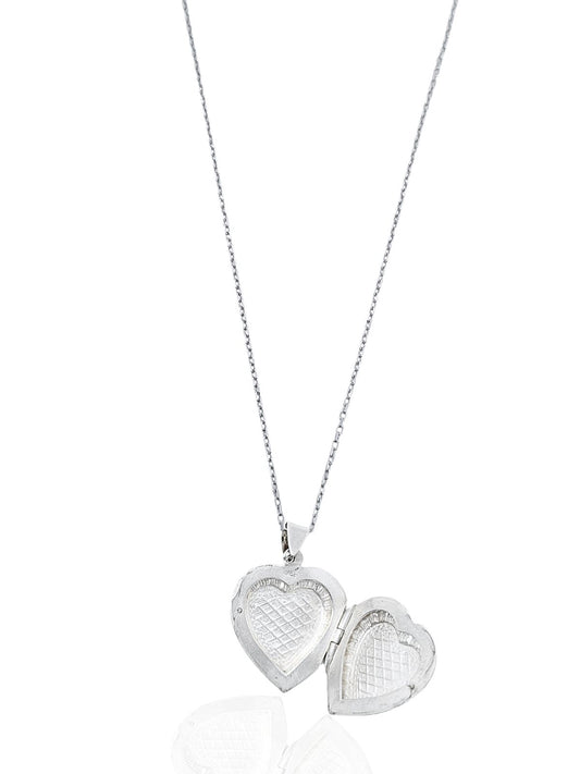 Kalp Şeklinde Kapaklı Motifli Gümüş Fotoğraflık Kolye