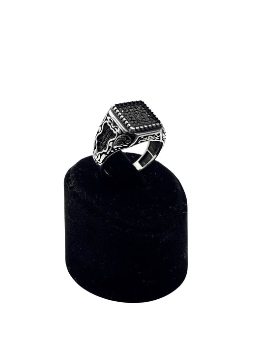 Kare Siyah Zirkon Taş Bezeli Gümüş Erkek Yüzük