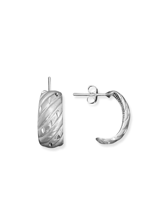 Kıvrımlı Kalemli Vidalı Yarım Halka Gümüş Küpe