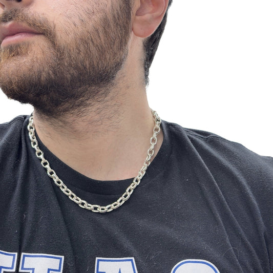 Oval Ortası Kesik Gümüş Zincir Kolye 50CM