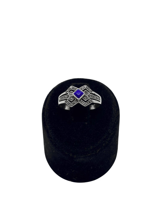 Markazit Çevrili Lapis Lazuli Taşlı Gümüş Kadın Yüzük