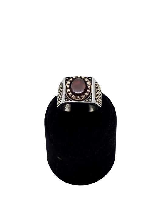 Oval Akik Taşlı Kare Çerçeveli Gümüş Erkek Yüzük