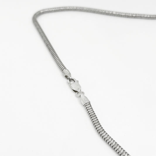 Mat İşlemeli Gümüş Yılan Zincir 51CM