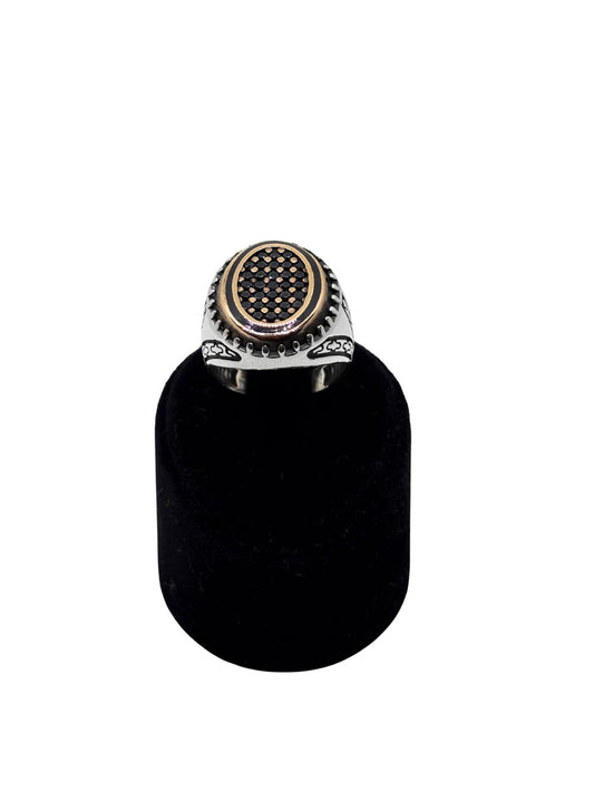 Siyah Taş Bezeli Gümüş Oval Erkek Yüzük