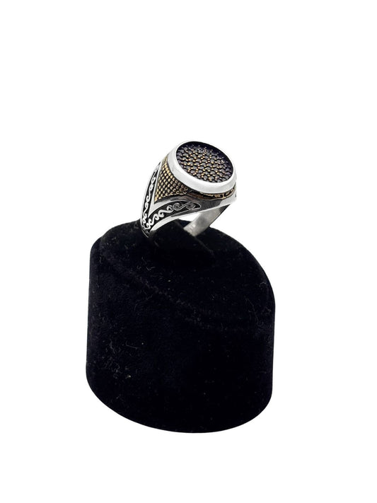 Siyah Taş Bezeli Yuvarlak Gümüş Erkek Yüzük