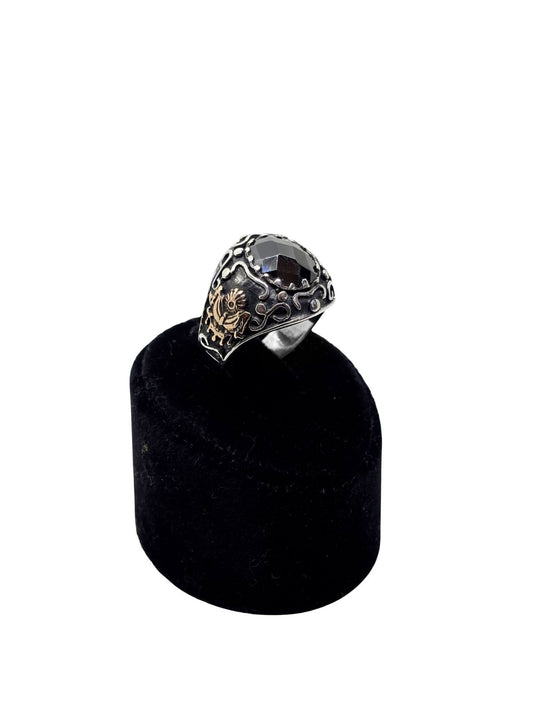 Kesme Oniks Taşlı Tuğra ve Osmanlı Flama Motifli Gümüş Erkek Yüzük