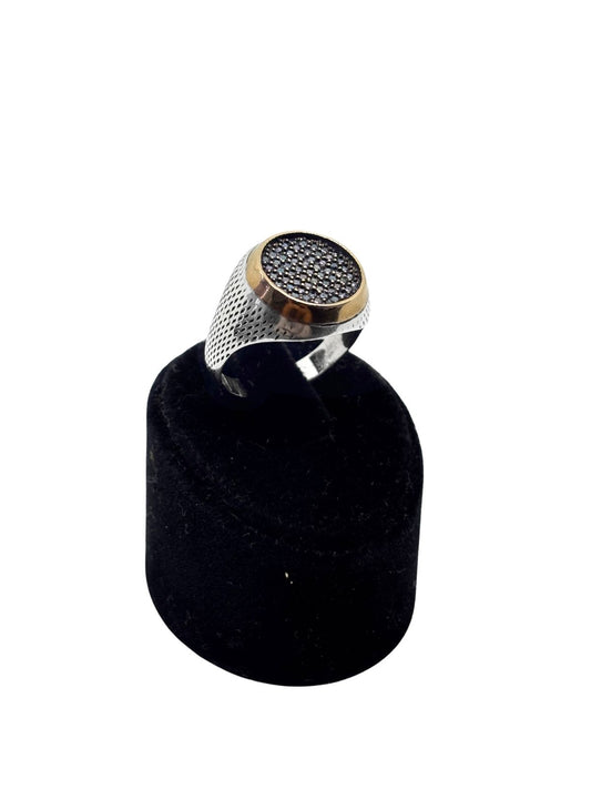 Yuvarlak Siyah Zirkon Bezeli Gümüş Erkek Yüzük