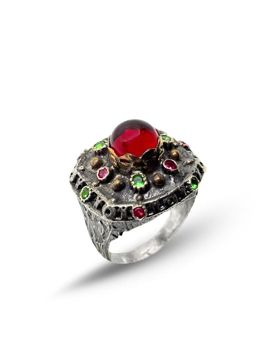 Yuvarlak Yakut Zümrüt Taşlı Otantik Gümüş Kadın Yüzük