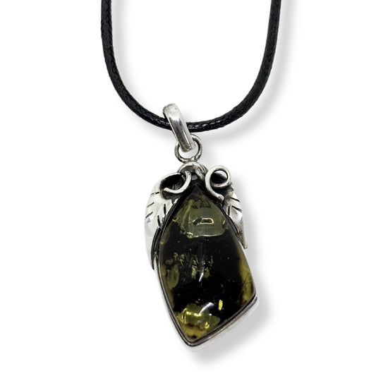 Dark Green Tone Amber Natural Stone Silver Framed Women's Necklace