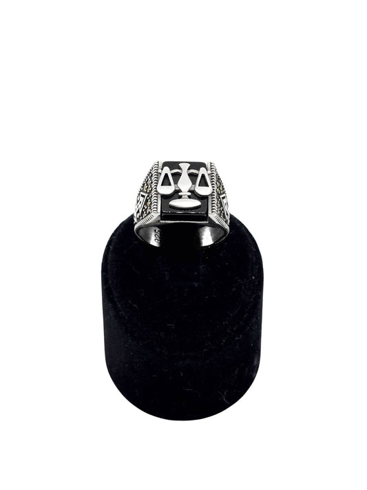 Markazit Taşlı Terazi Gümüş Erkek Yüzük