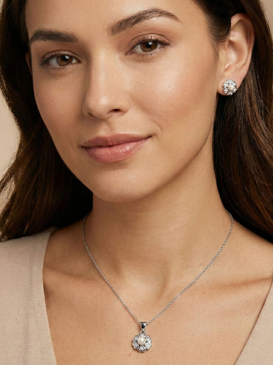 Taşlı Kalpten Yonca Gümüş İnci Set&Takım