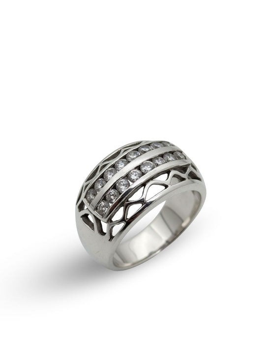 Çift Sıra Zirkon Taşlı Ajur Desenli Gümüş Yüzük