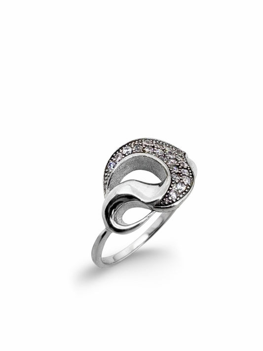 Zirkon Taşlı Modern Döngü Gümüş Kadın Yüzük