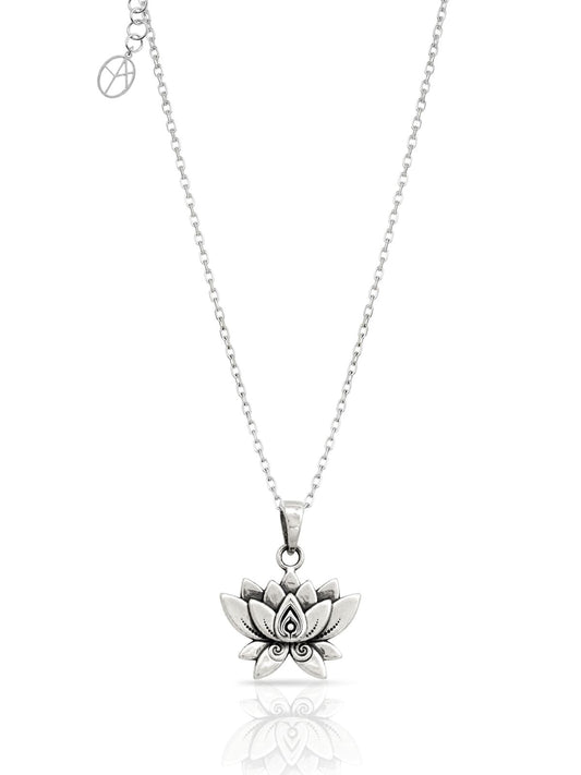 Karartma Gümüş Lotus Çiçeği Kolye 2x1.5cm [OYOT394]