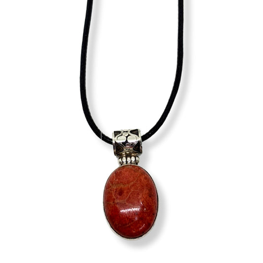 Silver Framed Agate Natural Stone Women's Necklace