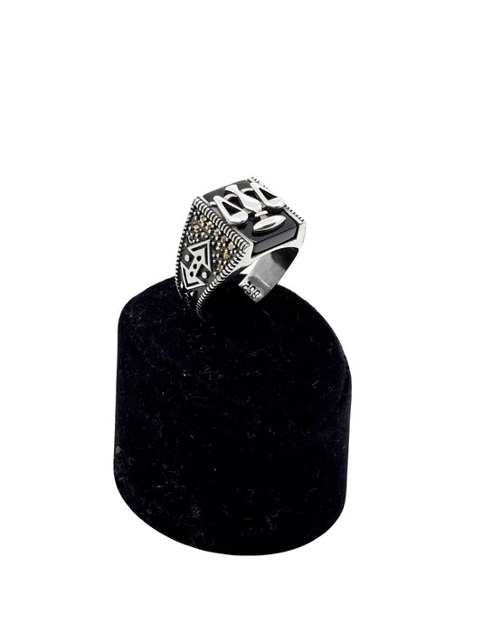 Markazit Taşlı Terazi Gümüş Erkek Yüzük