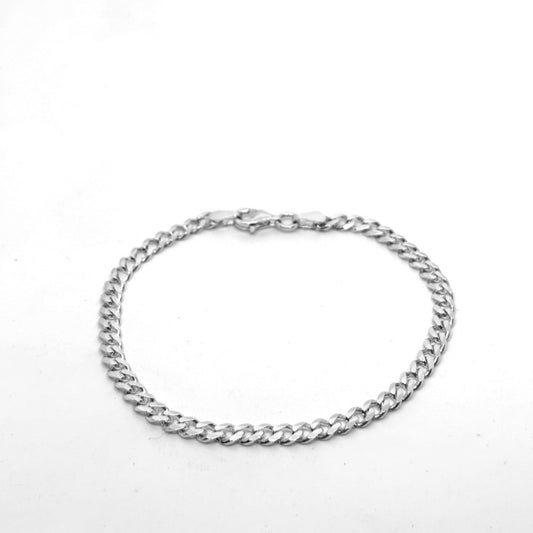 Thin Gurmet Silver Chain Bracelet